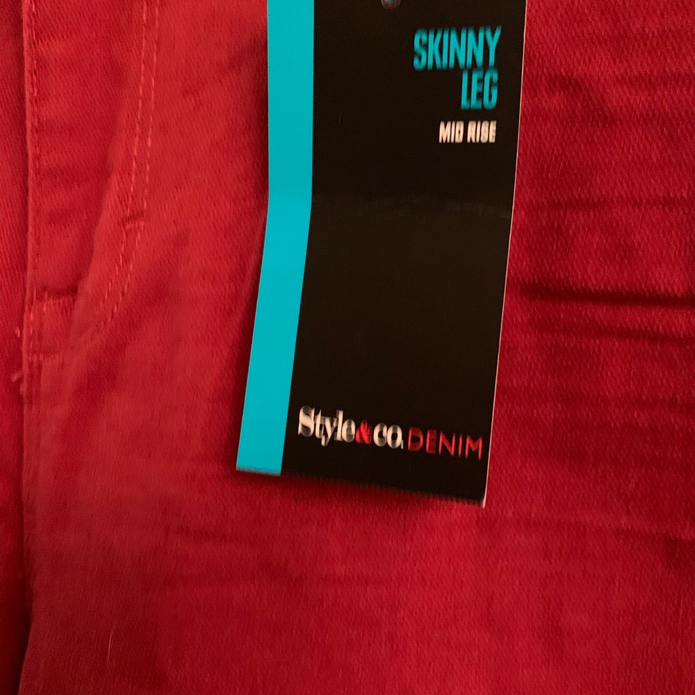 Jeans - Picture 3 of 4